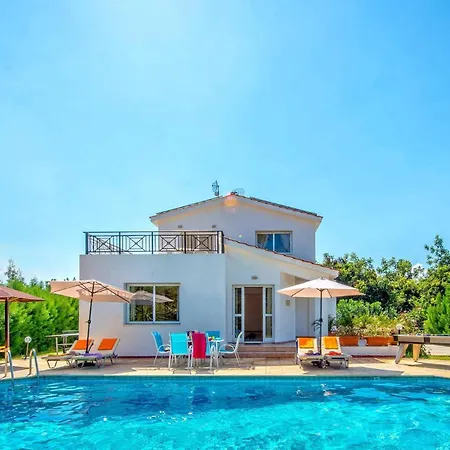 Evilia By * Polis