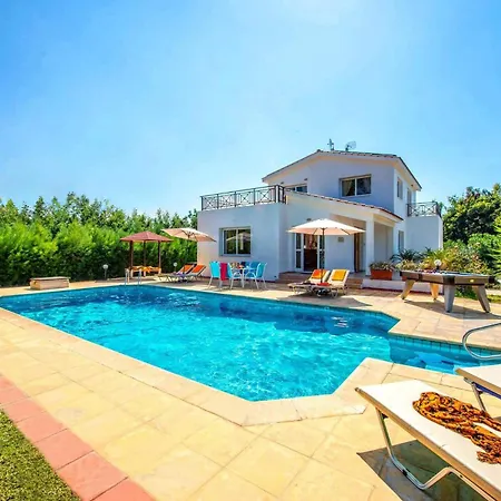 Villa Evilia By Polis