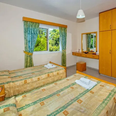 Вилла Evilia By Полис